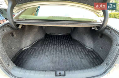 Седан Honda Accord 2013 в 