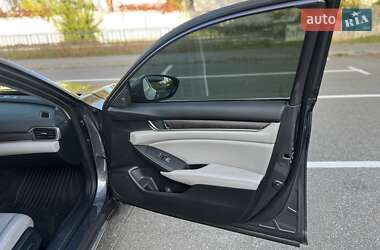 Седан Honda Accord 2017 в 
