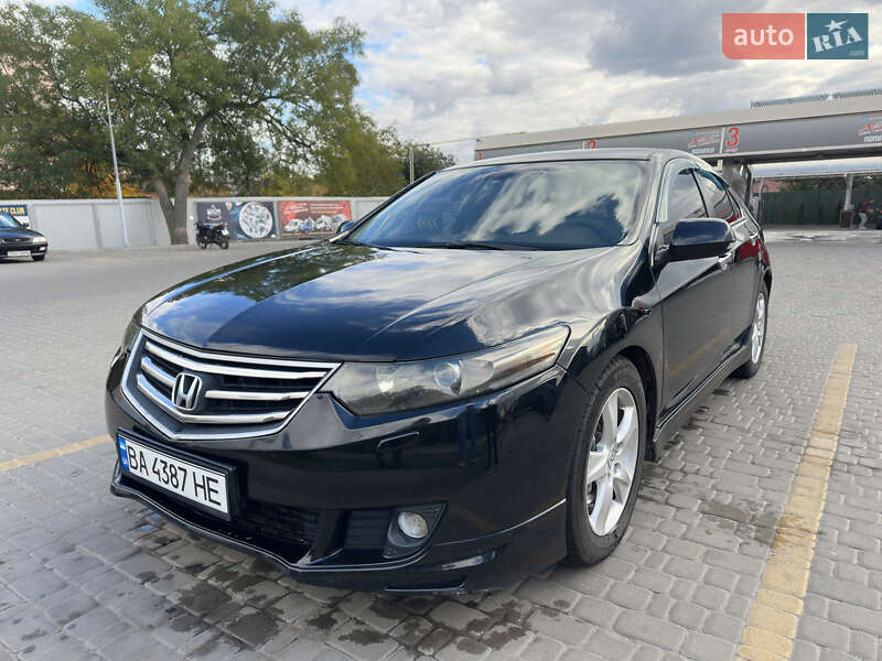 Седан Honda Accord 2008 в Кропивницком