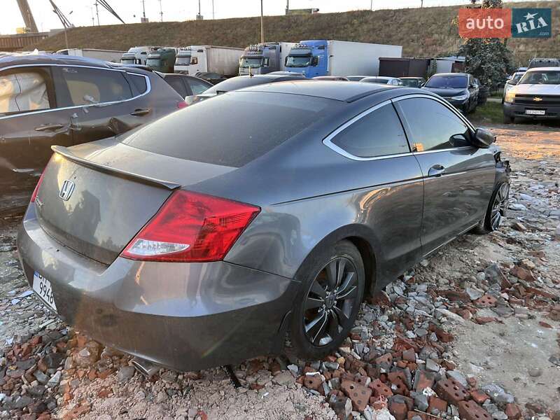 Купе Honda Accord 2012 в Киеве