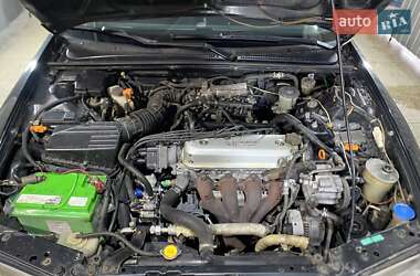 Седан Honda Accord 1994 в 