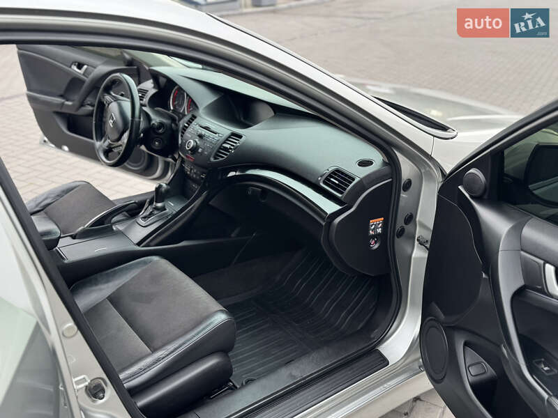 Седан Honda Accord 2011 в Кам'янському фото 15 Седан Honda Accord 2011 в Кам'янському