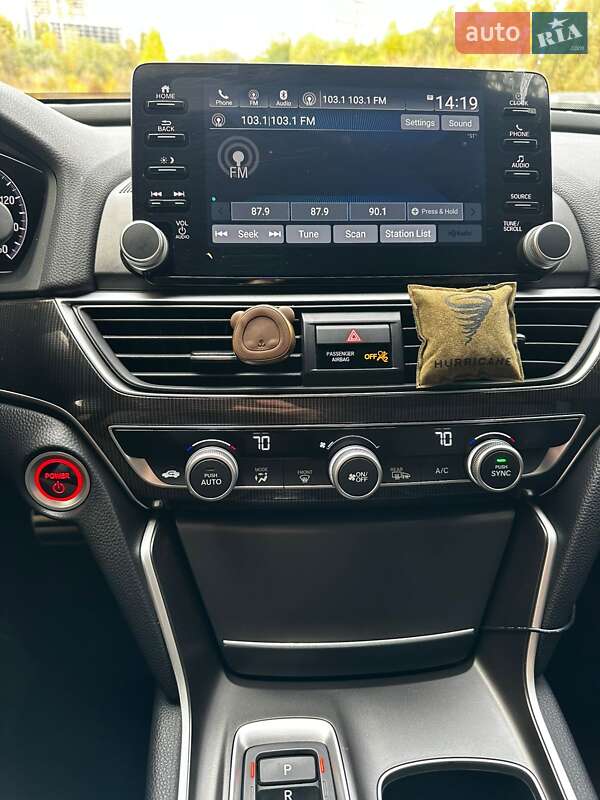 Седан Honda Accord 2022 в Києві