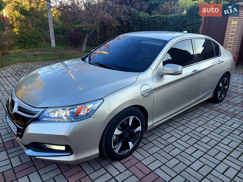 Седан Honda Accord 2013 в Запорожье