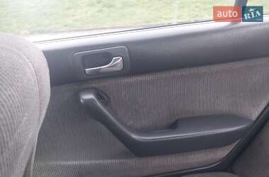 Седан Honda Accord 1993 в 