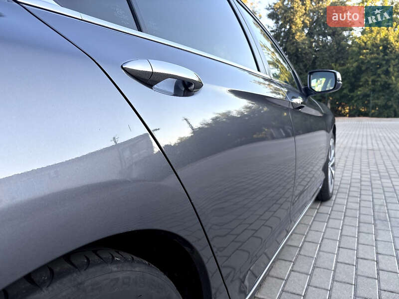 Седан Honda Accord 2013 в Ірпені