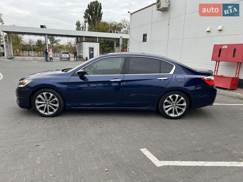 Седан Honda Accord 2013 в Виннице