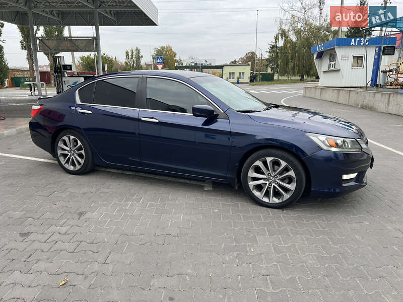 Седан Honda Accord 2013 в Виннице