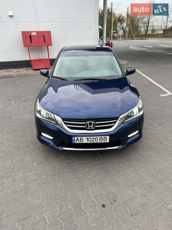 Седан Honda Accord 2013 в Виннице