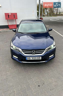 Седан Honda Accord 2013 в  фото 19 Седан Honda Accord 2013 в