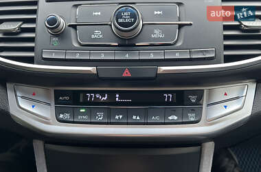 Седан Honda Accord 2013 в  фото 38 Седан Honda Accord 2013 в