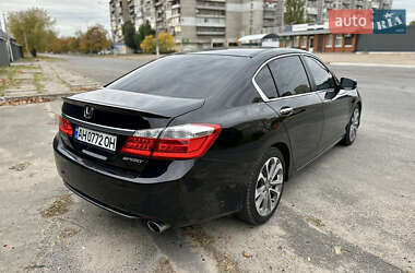 Седан Honda Accord 2013 в 