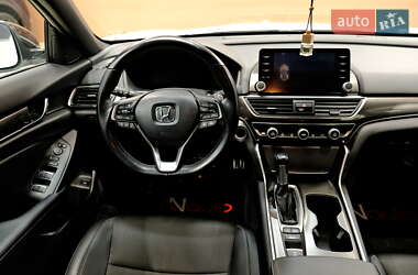 Седан Honda Accord 2022 в 
