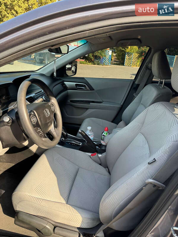Седан Honda Accord 2015 в Дніпрі
