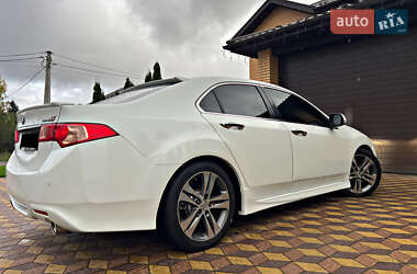 Седан Honda Accord 2012 в 