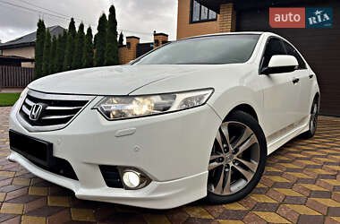 Седан Honda Accord 2012 в 