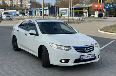 Седан Honda Accord 2011 в 