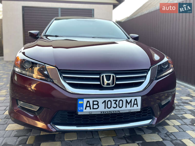 Седан Honda Accord 2013 в Тульчине