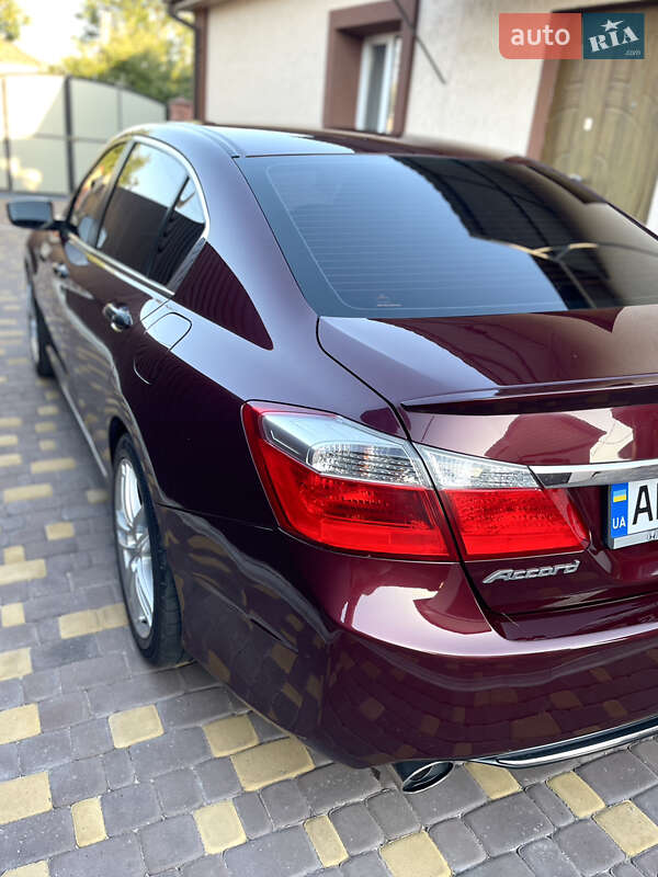 Седан Honda Accord 2013 в Тульчине