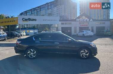 Седан Honda Accord 2016 в 