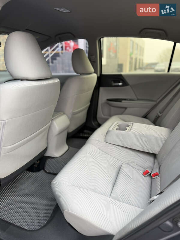 Седан Honda Accord 2014 в Виннице