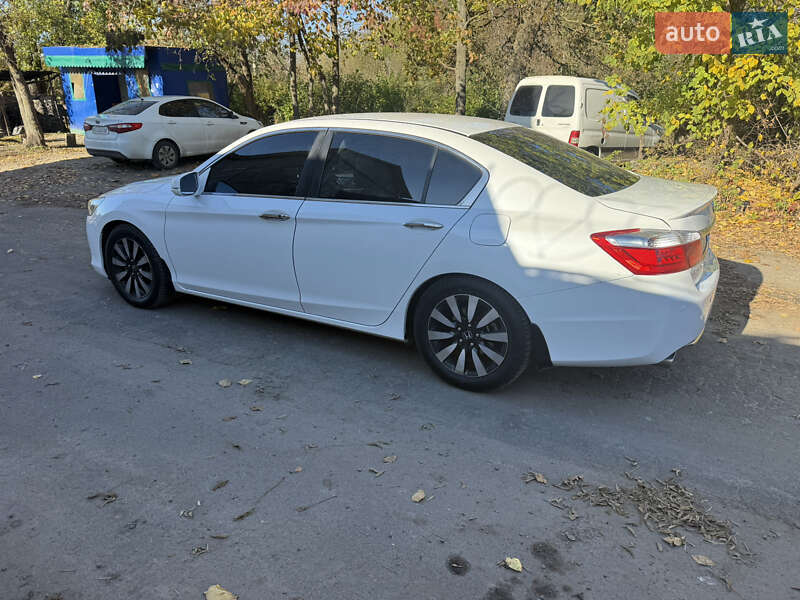 Седан Honda Accord 2013 в Киеве фото 4 Седан Honda Accord 2013 в Киеве