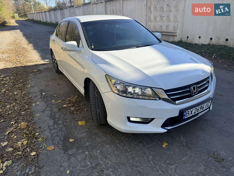 Седан Honda Accord 2013 в Киеве фото 5 Седан Honda Accord 2013 в Киеве