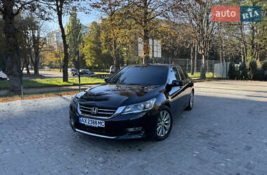 Седан Honda Accord 2013 в Ровно