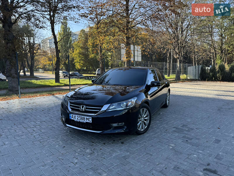 Седан Honda Accord 2013 в Ровно фото Седан Honda Accord 2013 в Ровно
