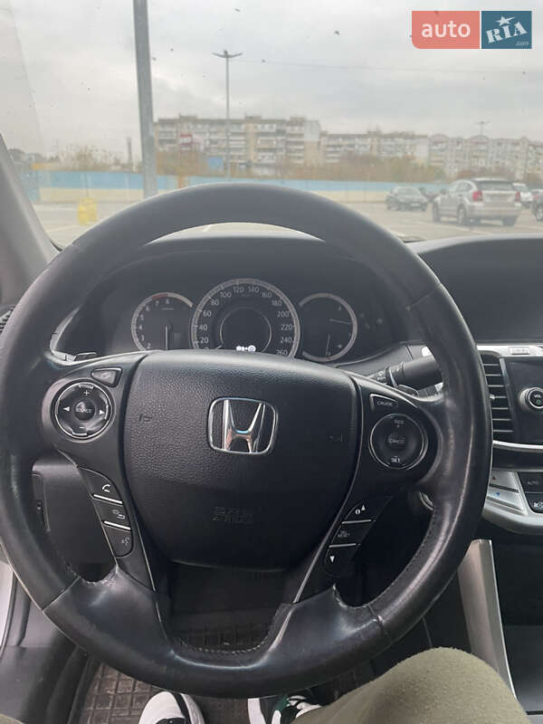 Седан Honda Accord 2013 в Борисполе фото 30 Седан Honda Accord 2013 в Борисполе