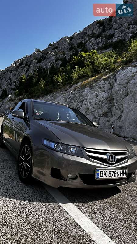 Седан Honda Accord 2007 в Сарнах