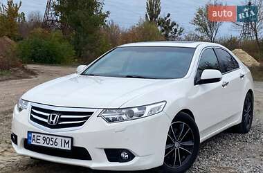 Седан Honda Accord 2011 в  фото 6 Седан Honda Accord 2011 в