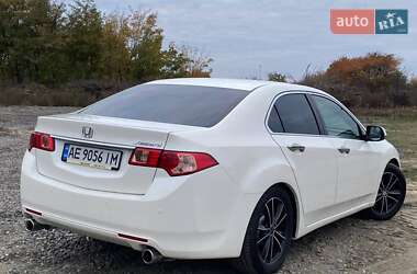 Седан Honda Accord 2011 в  фото 13 Седан Honda Accord 2011 в