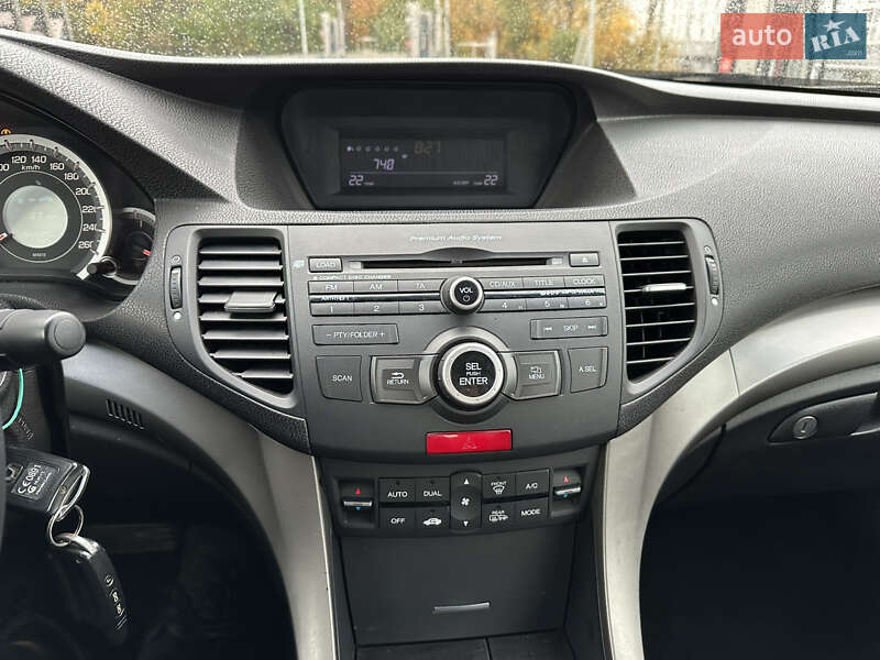 Седан Honda Accord 2008 в Львові