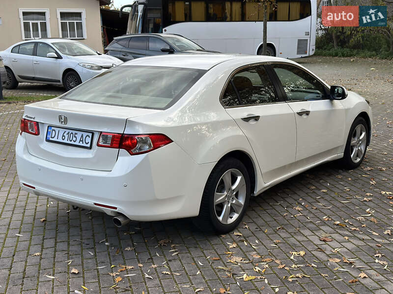Седан Honda Accord 2008 в Львові