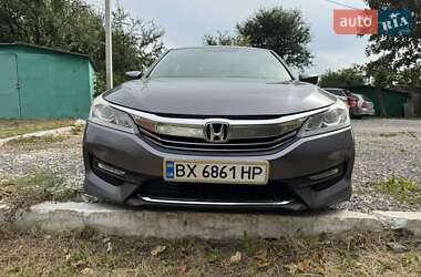 Седан Honda Accord 2016 в Хмельницком
