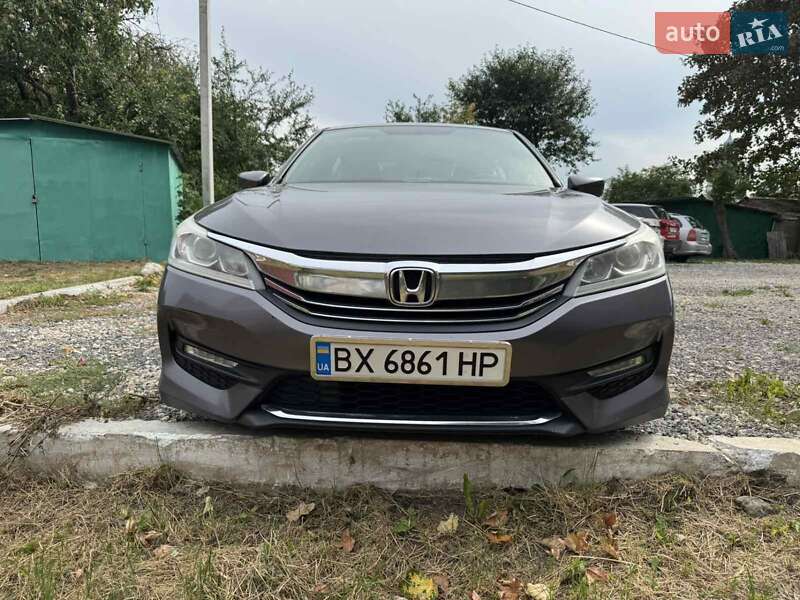 Седан Honda Accord 2016 в Хмельницком фото Седан Honda Accord 2016 в Хмельницком