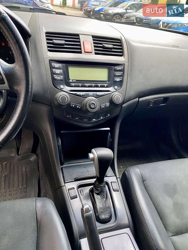 Седан Honda Accord 2005 в Івано-Франківську