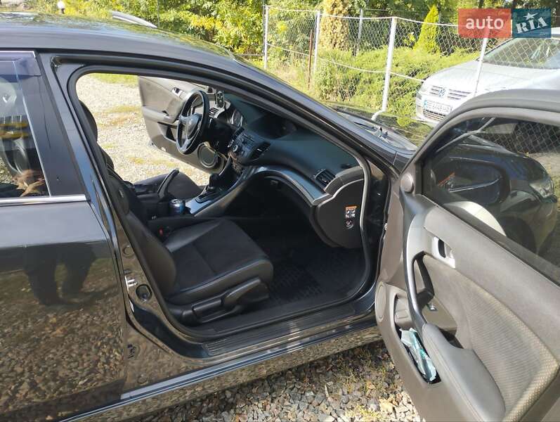 Седан Honda Accord 2012 в Первомайську