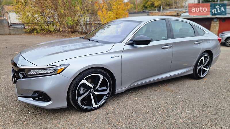 Седан Honda Accord 2022 в Киеве
