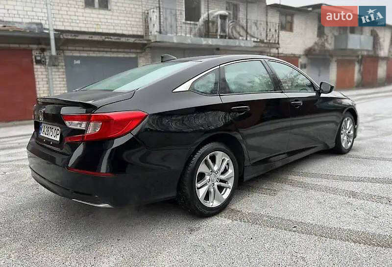 Седан Honda Accord 2018 в Киеве фото 5 Седан Honda Accord 2018 в Киеве