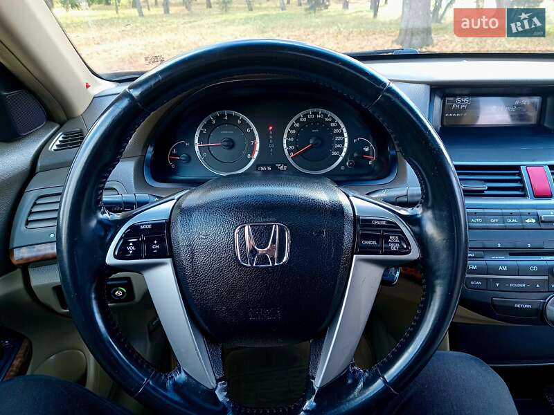 Седан Honda Accord 2008 в Виннице