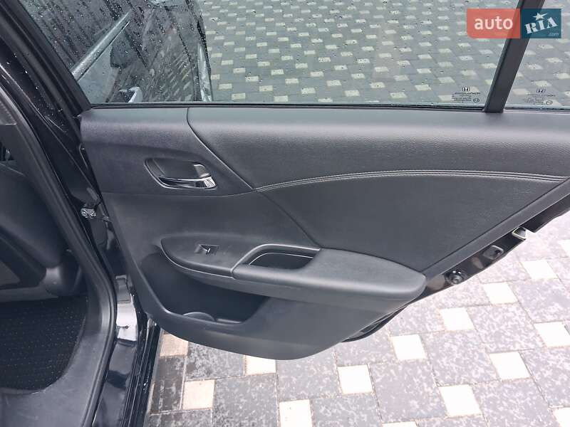 Седан Honda Accord 2013 в Полтаві фото 19 Седан Honda Accord 2013 в Полтаві