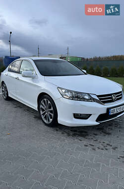 Седан Honda Accord 2013 в Виннице