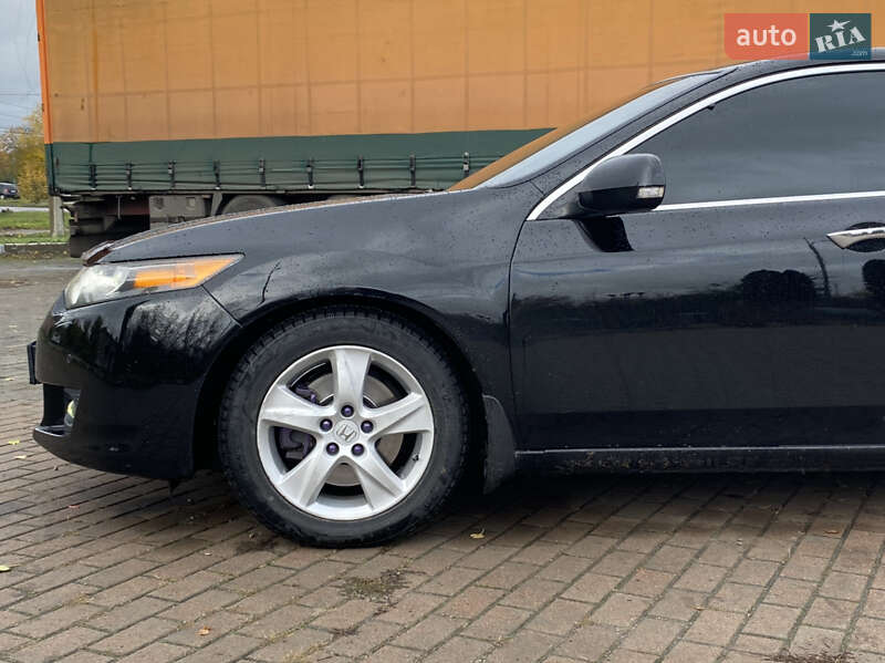 Седан Honda Accord 2008 в Лебедине