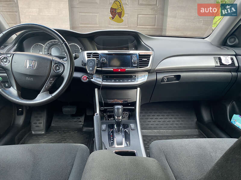Седан Honda Accord 2013 в Хмельницком фото 15 Седан Honda Accord 2013 в Хмельницком