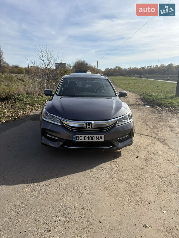 Седан Honda Accord 2017 в Івано-Франківську