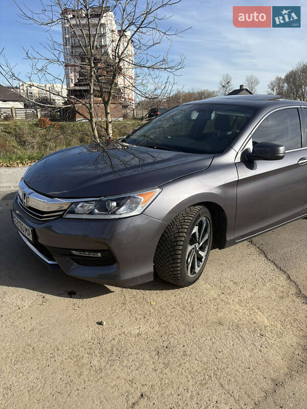 Седан Honda Accord 2017 в Івано-Франківську