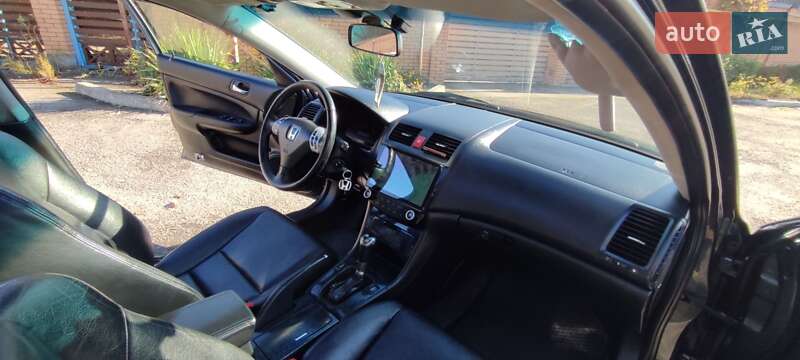 Седан Honda Accord 2005 в Дніпрі