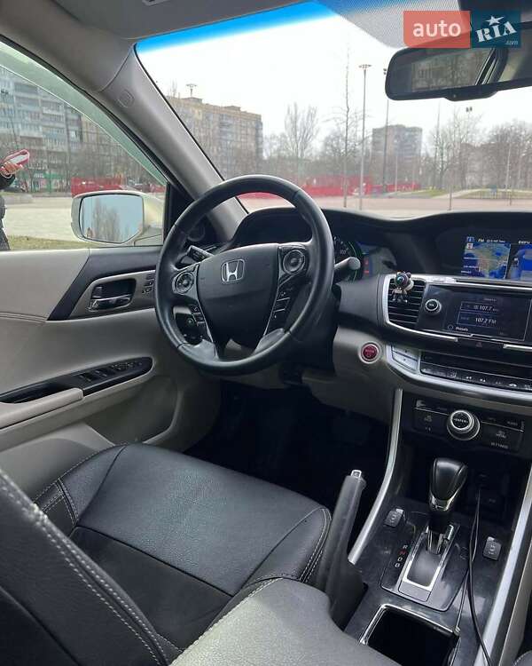 Седан Honda Accord 2014 в Івано-Франківську